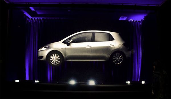 Голография toyota-3d